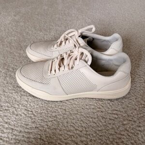 Men's Cole Haan off white sneakers men size 9